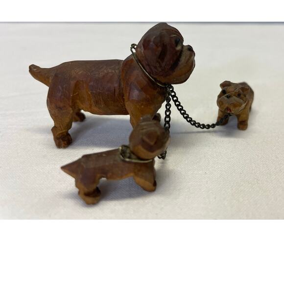 Vtg 40s 50s Chained Bulldog Figurines Wood Carved Knick Knacks Mini Mama Puppies - Picture 4 of 10